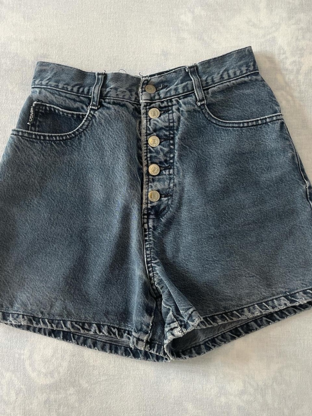 Vintage BONGO High-Waist Button-Fly Washed Blue Denim Shorts